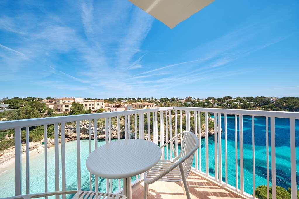 Barcel Ponent Playa Hotell Cala D´Or Exteriör bild