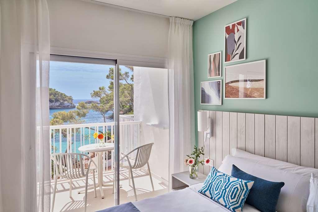 Barcel Ponent Playa Hotell Cala D´Or Rum bild